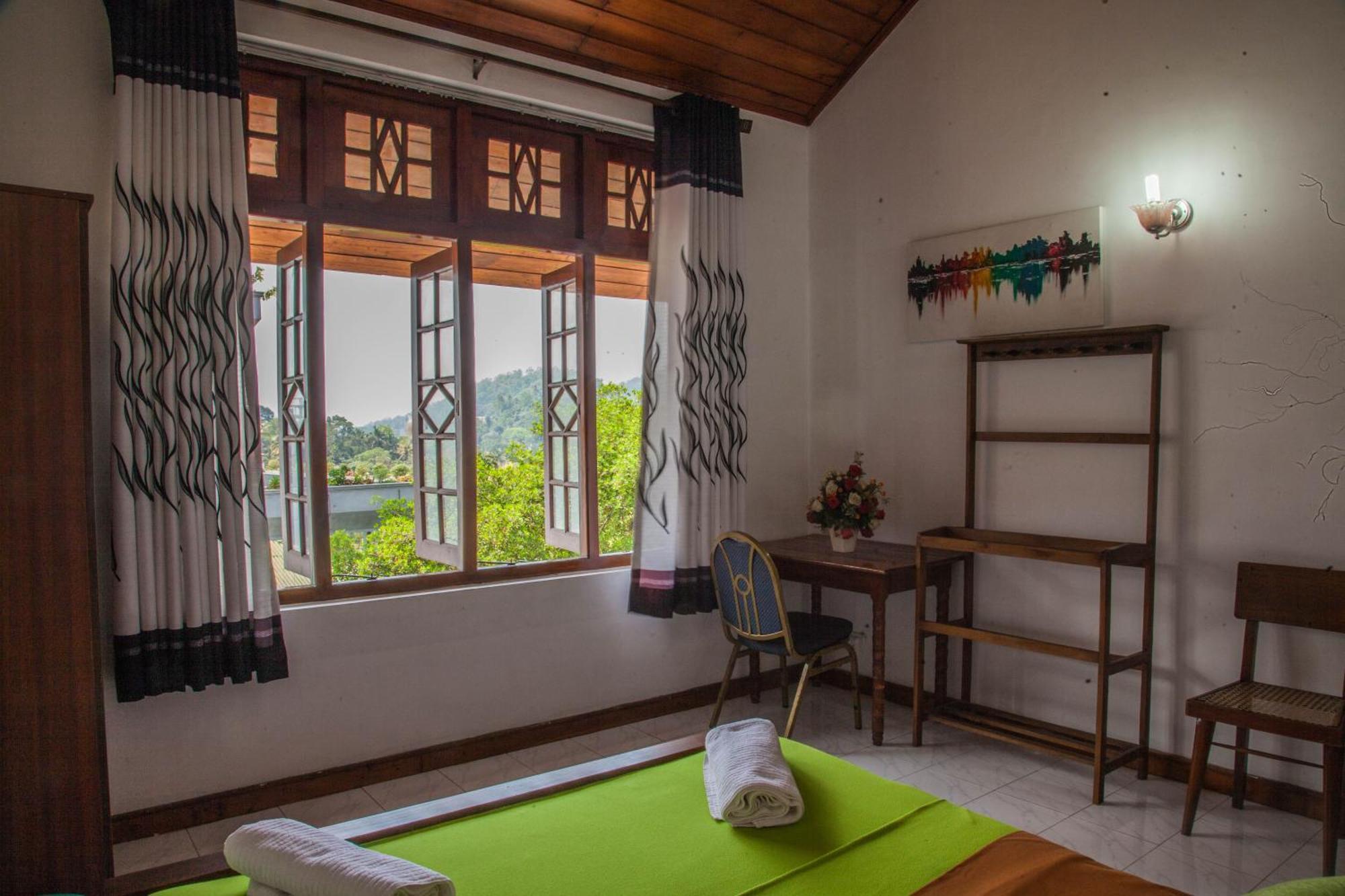 Antique Tourist Lodge Kandy Eksteriør billede